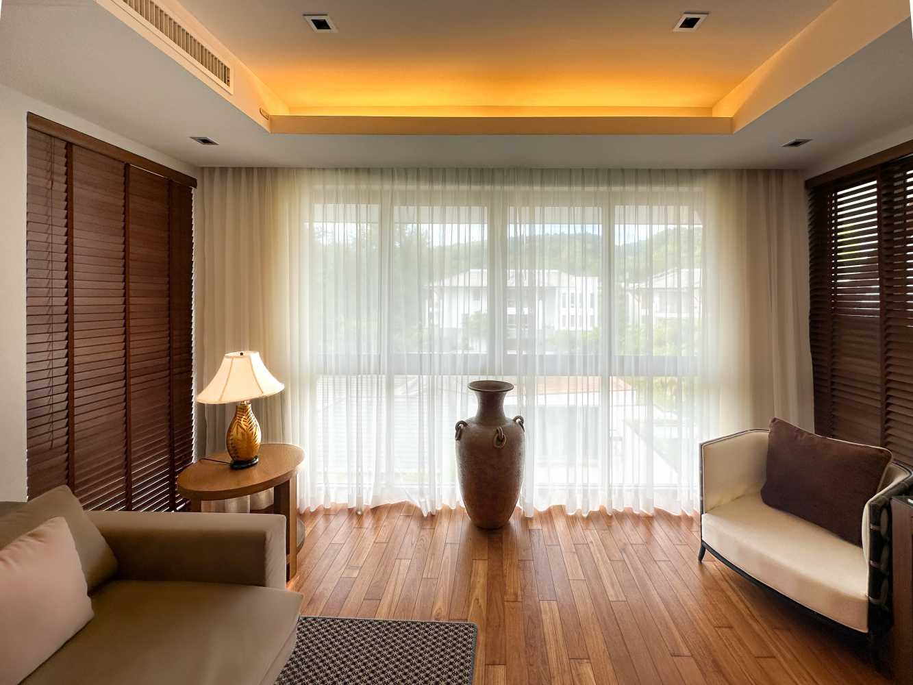Property image - full photo 11
