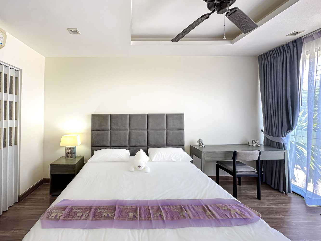 Property image - full photo 12