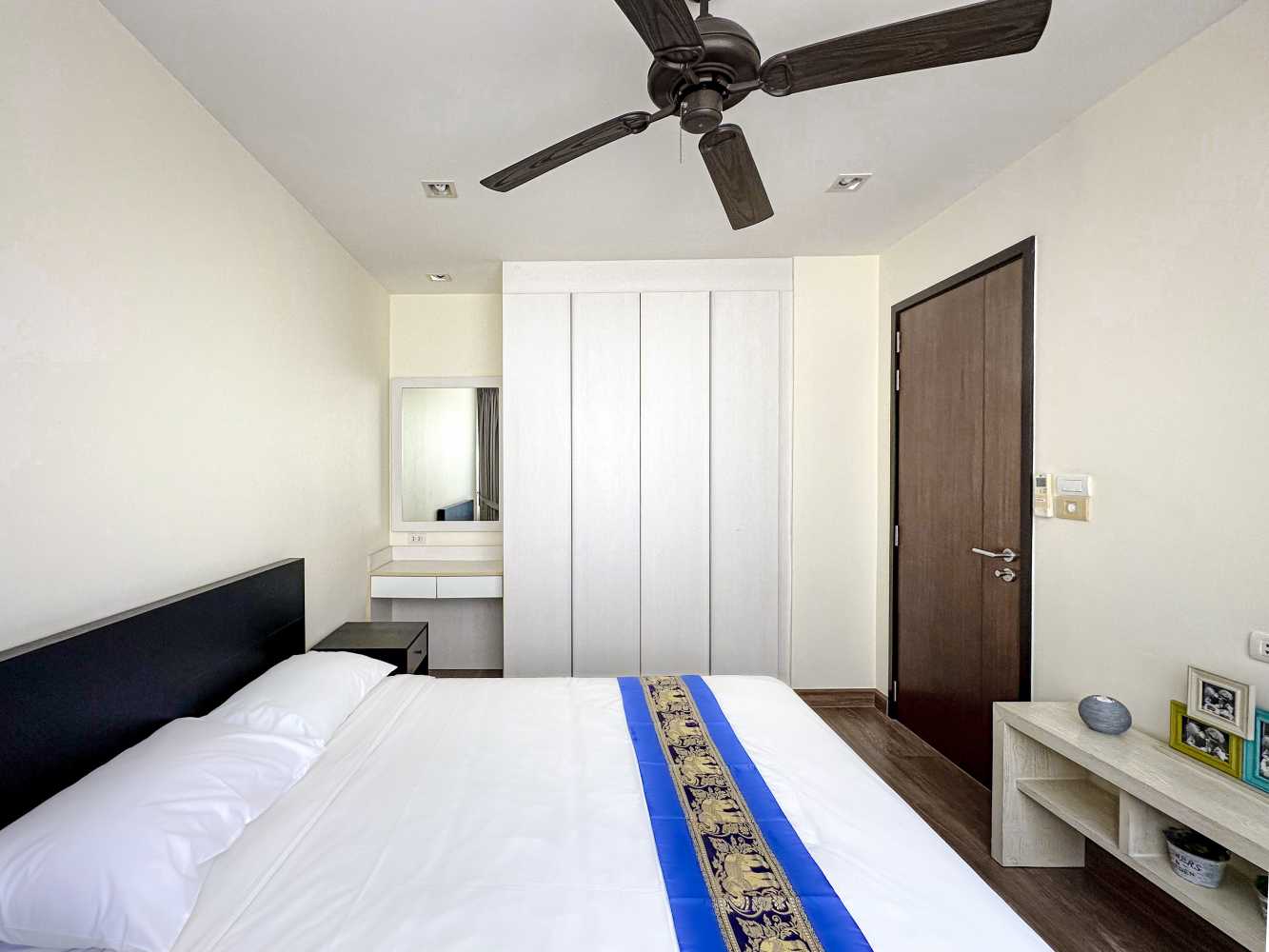 Property image - full photo 16