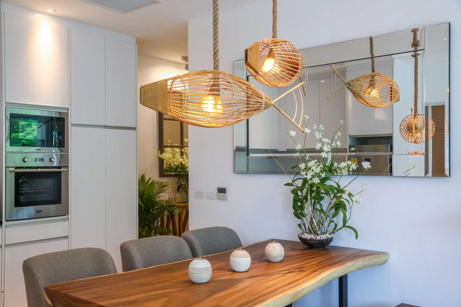 Property image - full photo 5