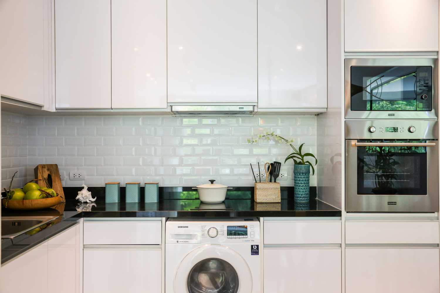 Property image - full photo 6