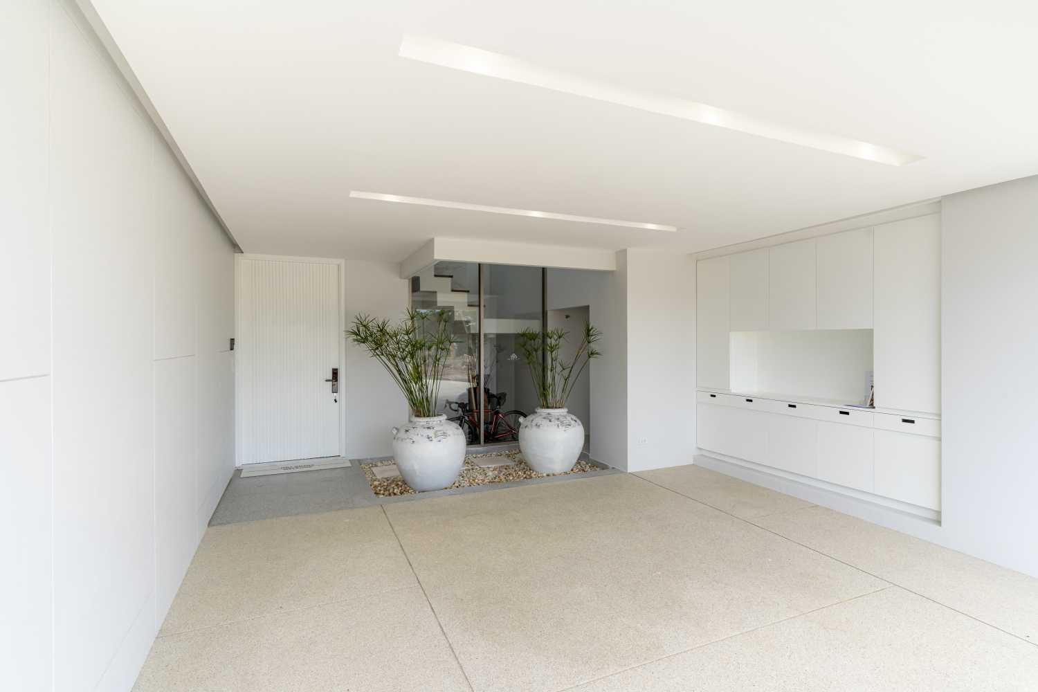 Property image - full photo 12