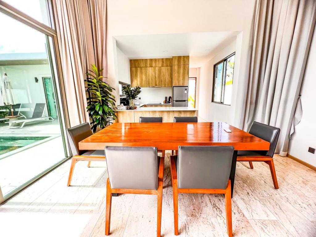 Property image - full photo 8