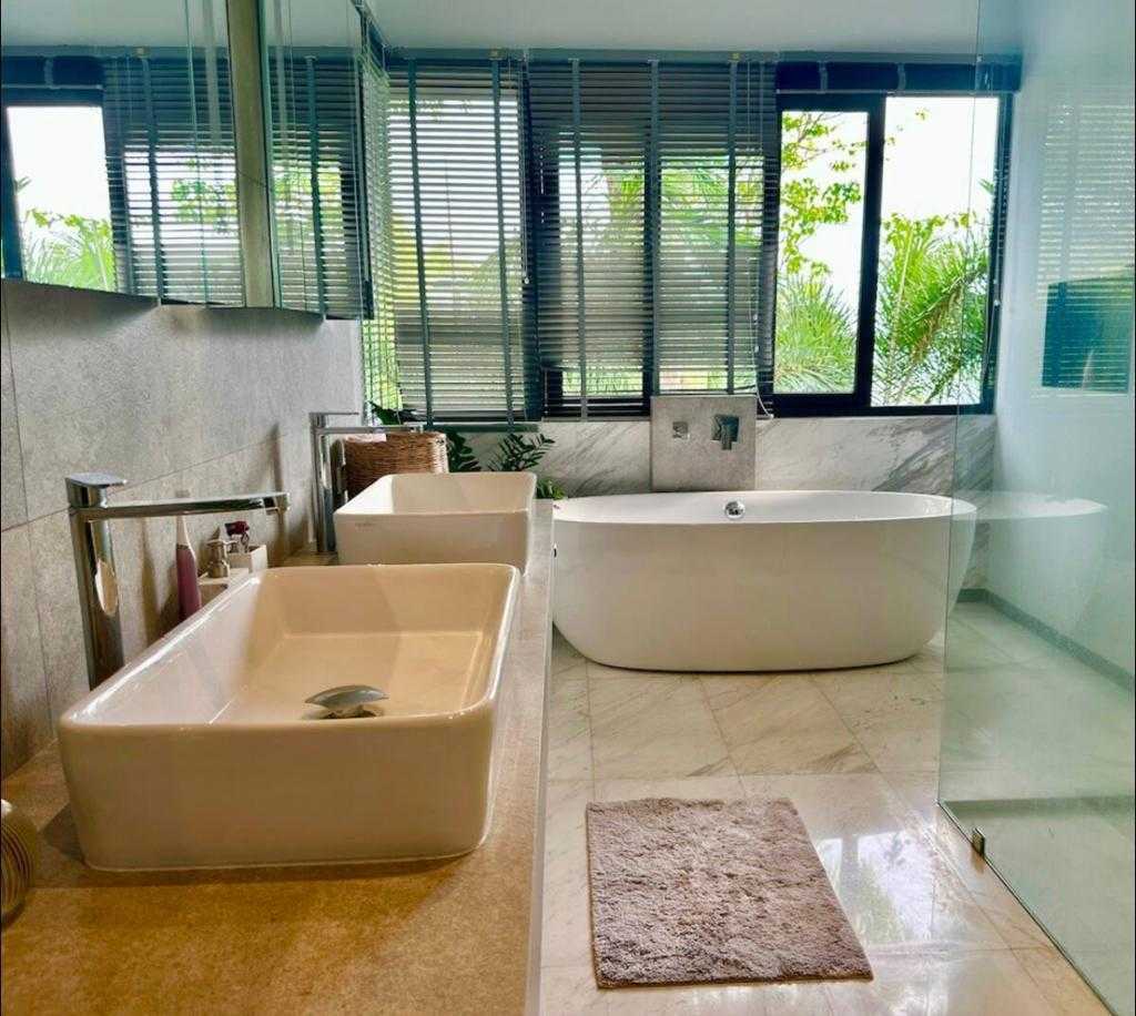 Property image - full photo 18