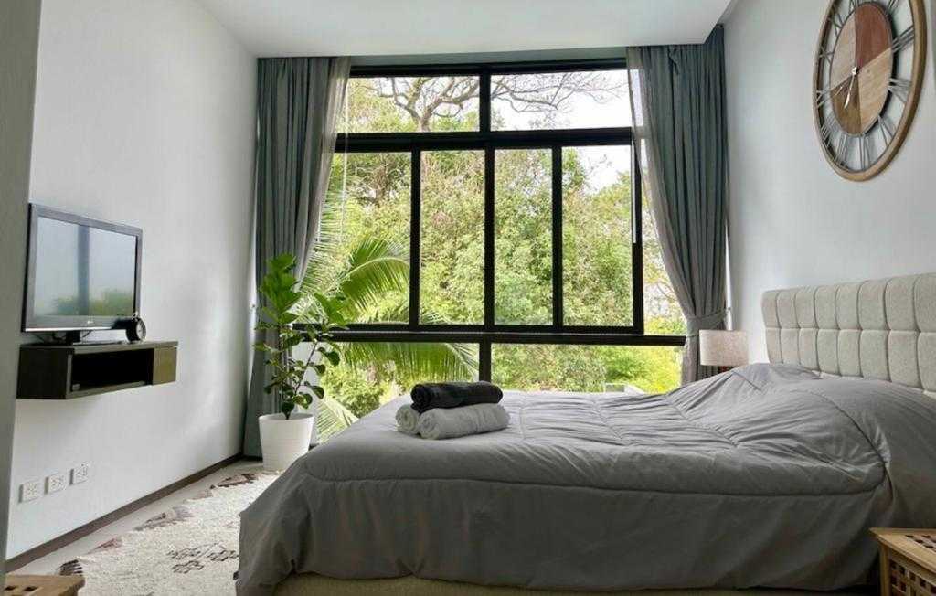 Property image - full photo 12