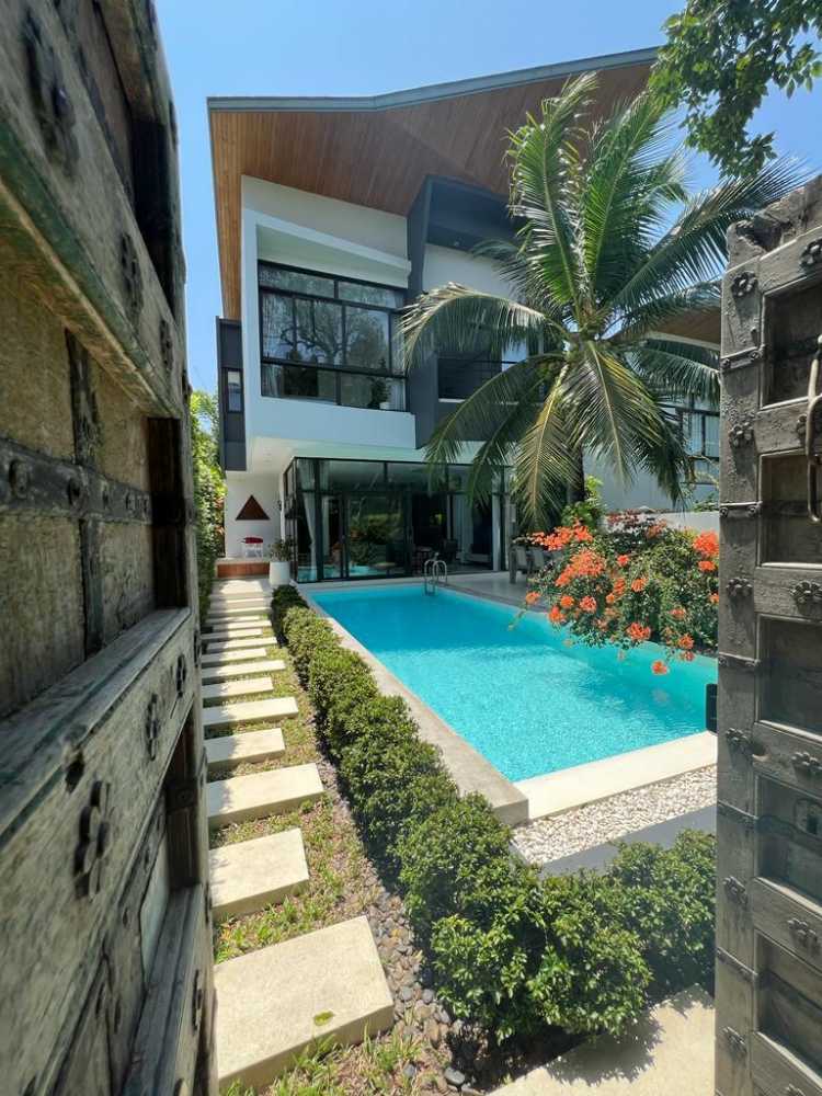 Property image - full photo 1