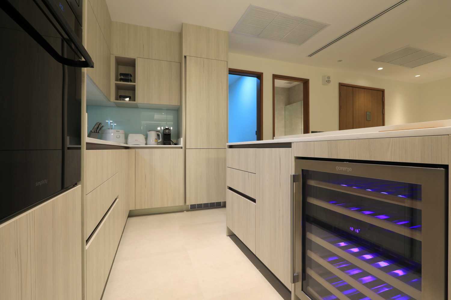 Property image - full photo 10