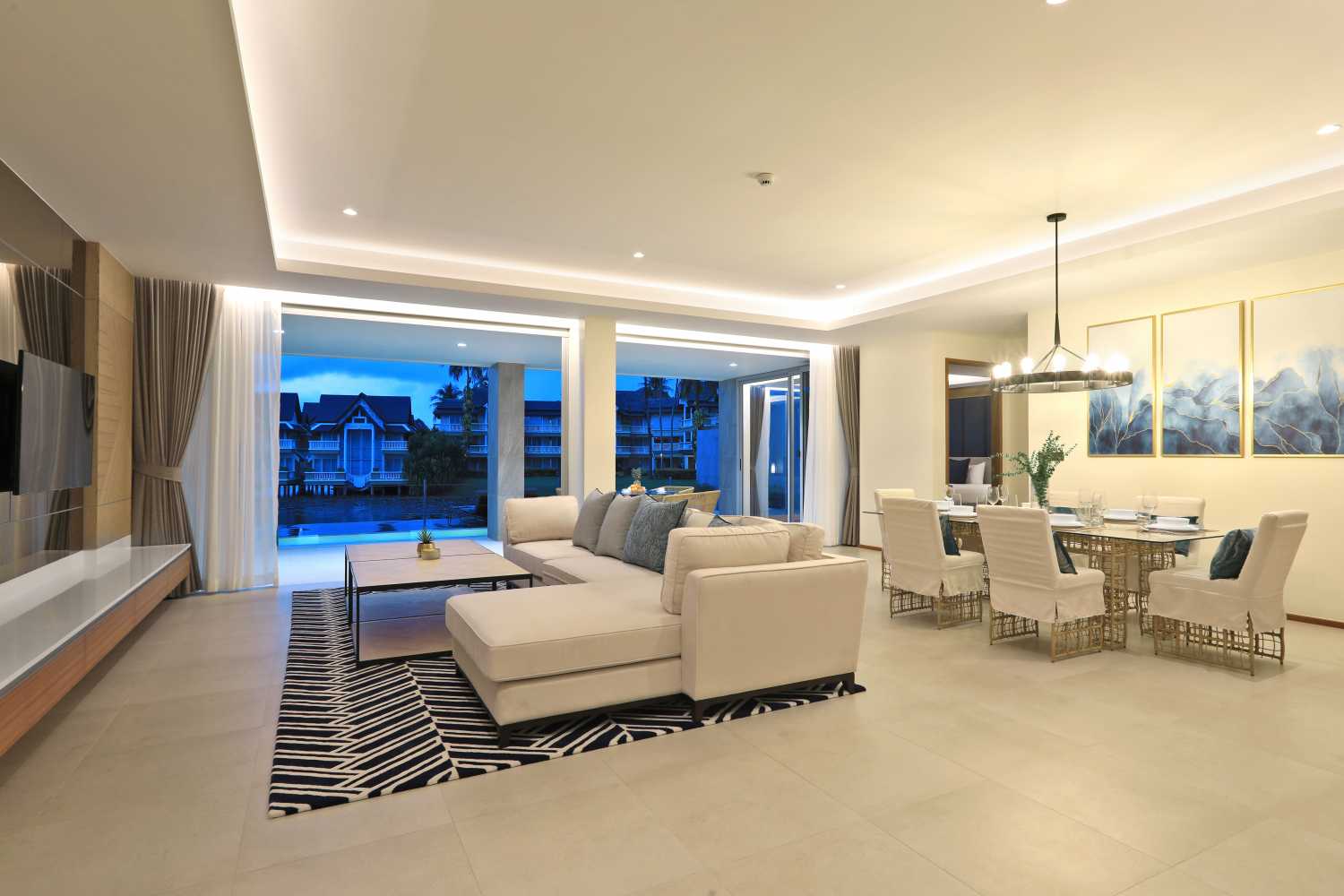 Property image - full photo 6