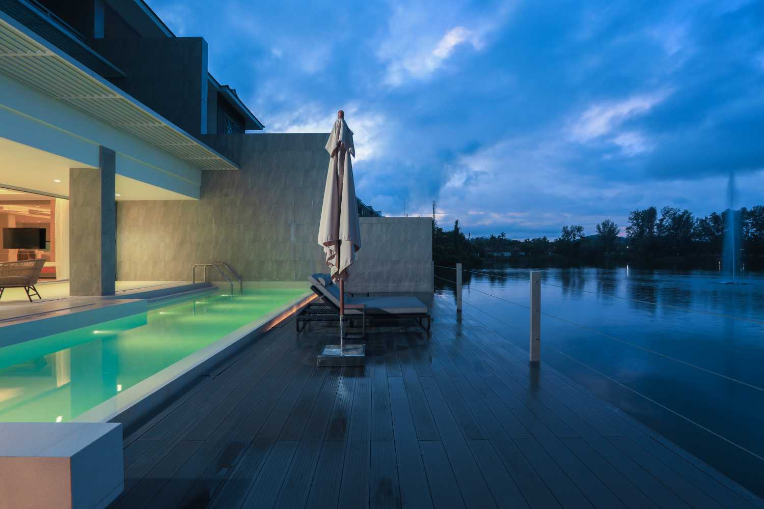 Property image - full photo 25