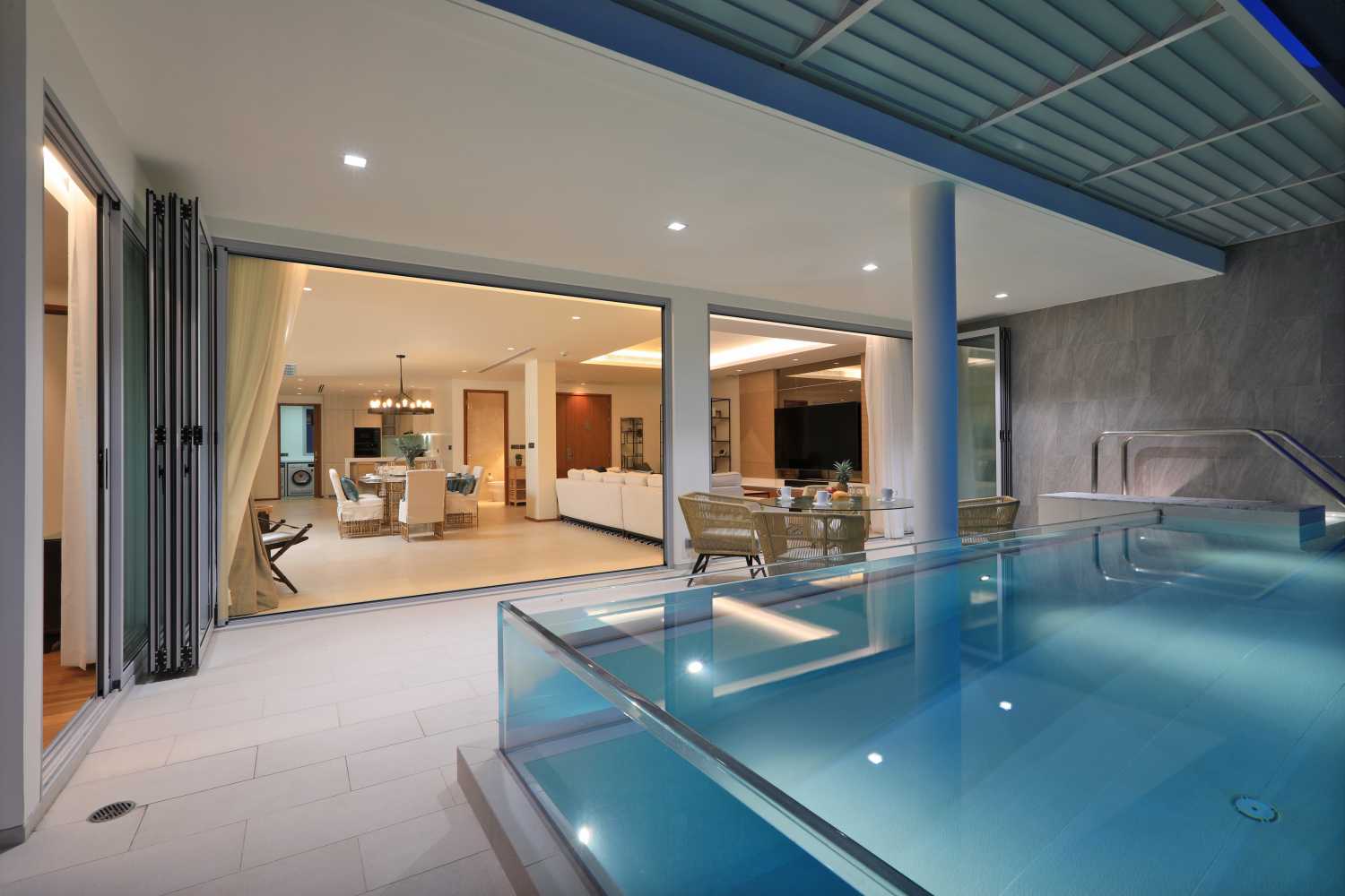 Property image - full photo 8