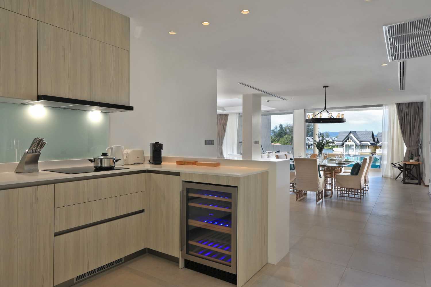 Property image - full photo 12