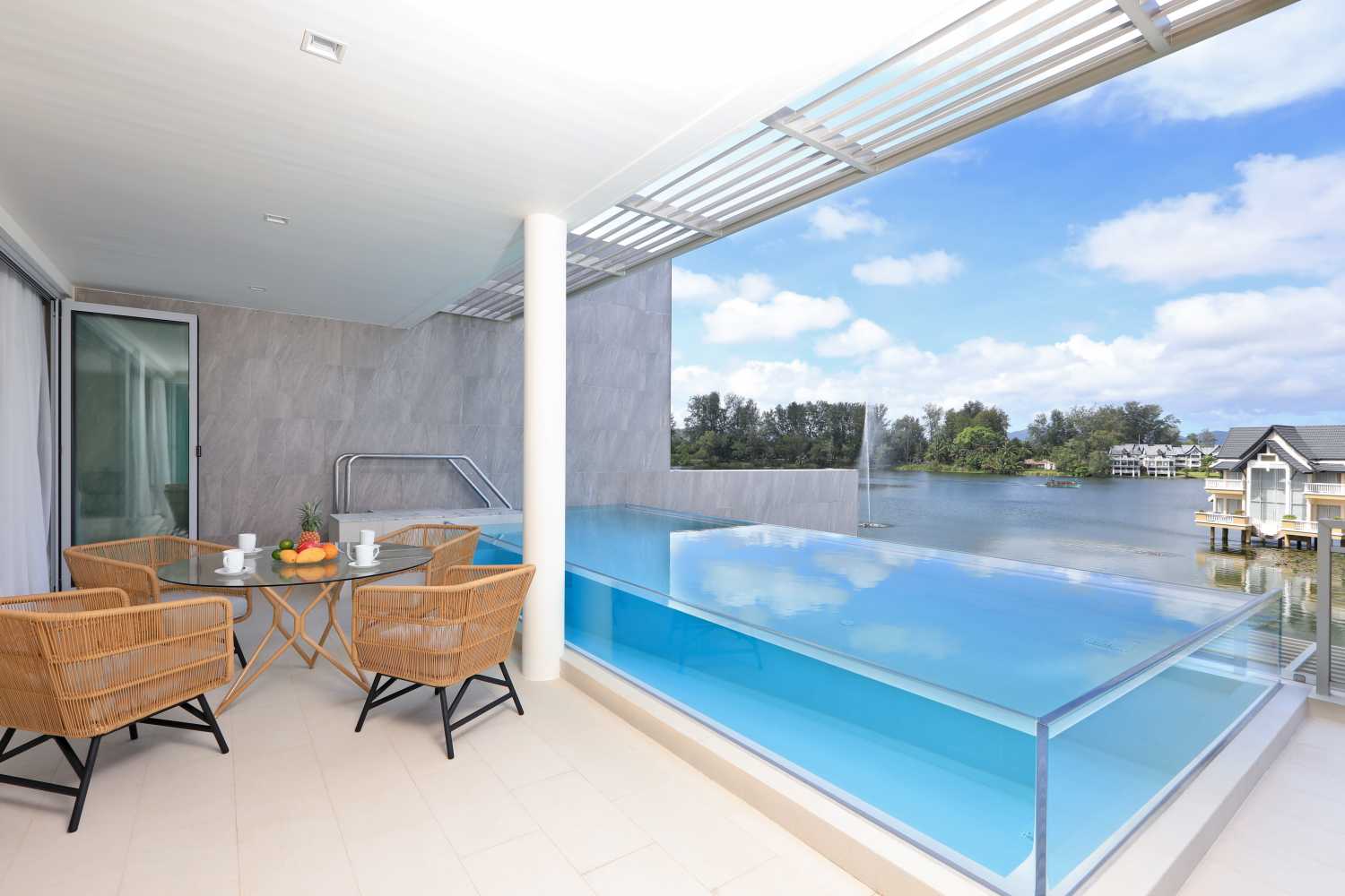 Property image - full photo 1