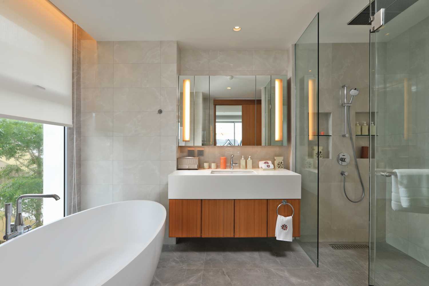 Property image - full photo 18