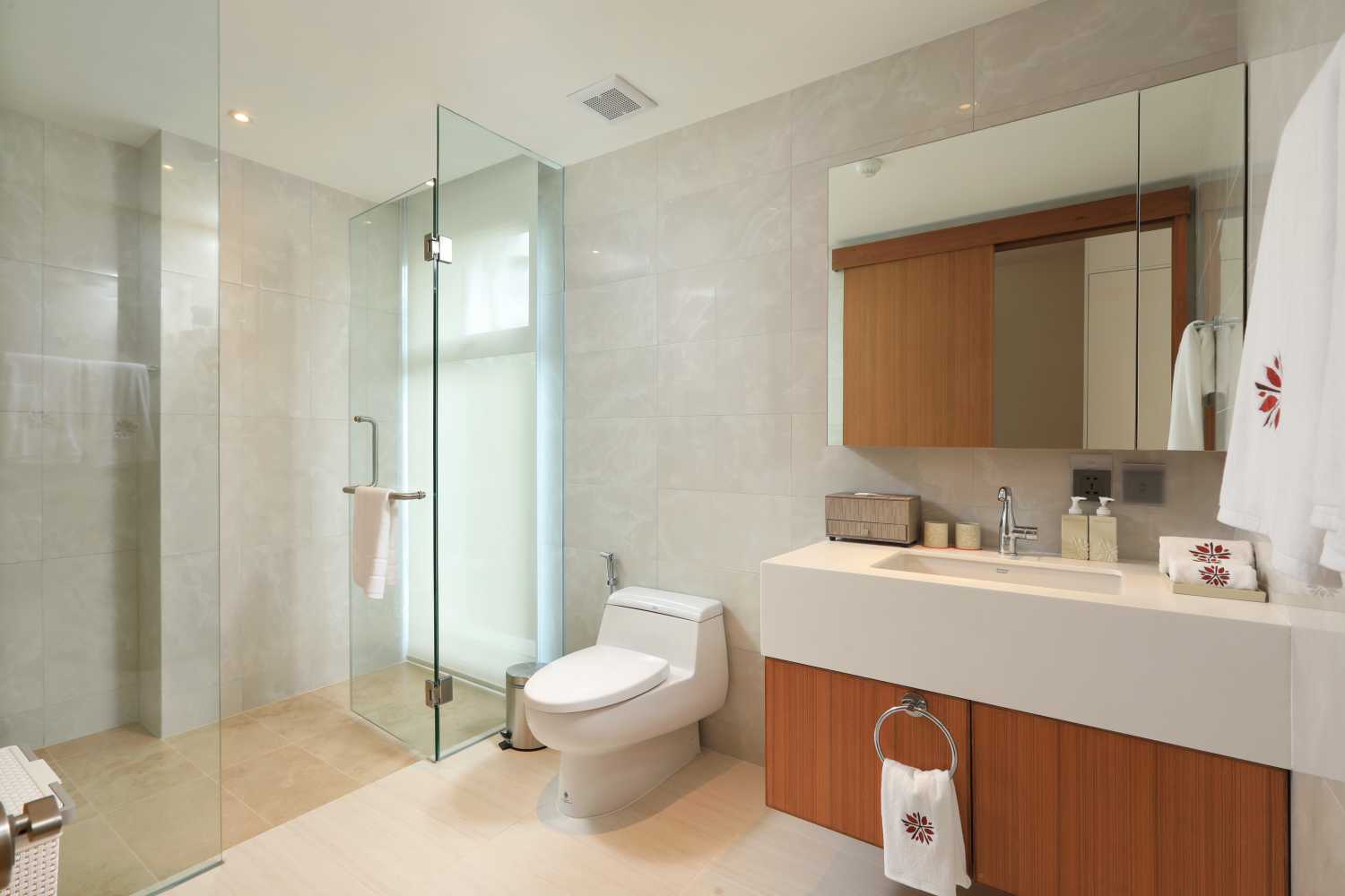 Property image - full photo 20