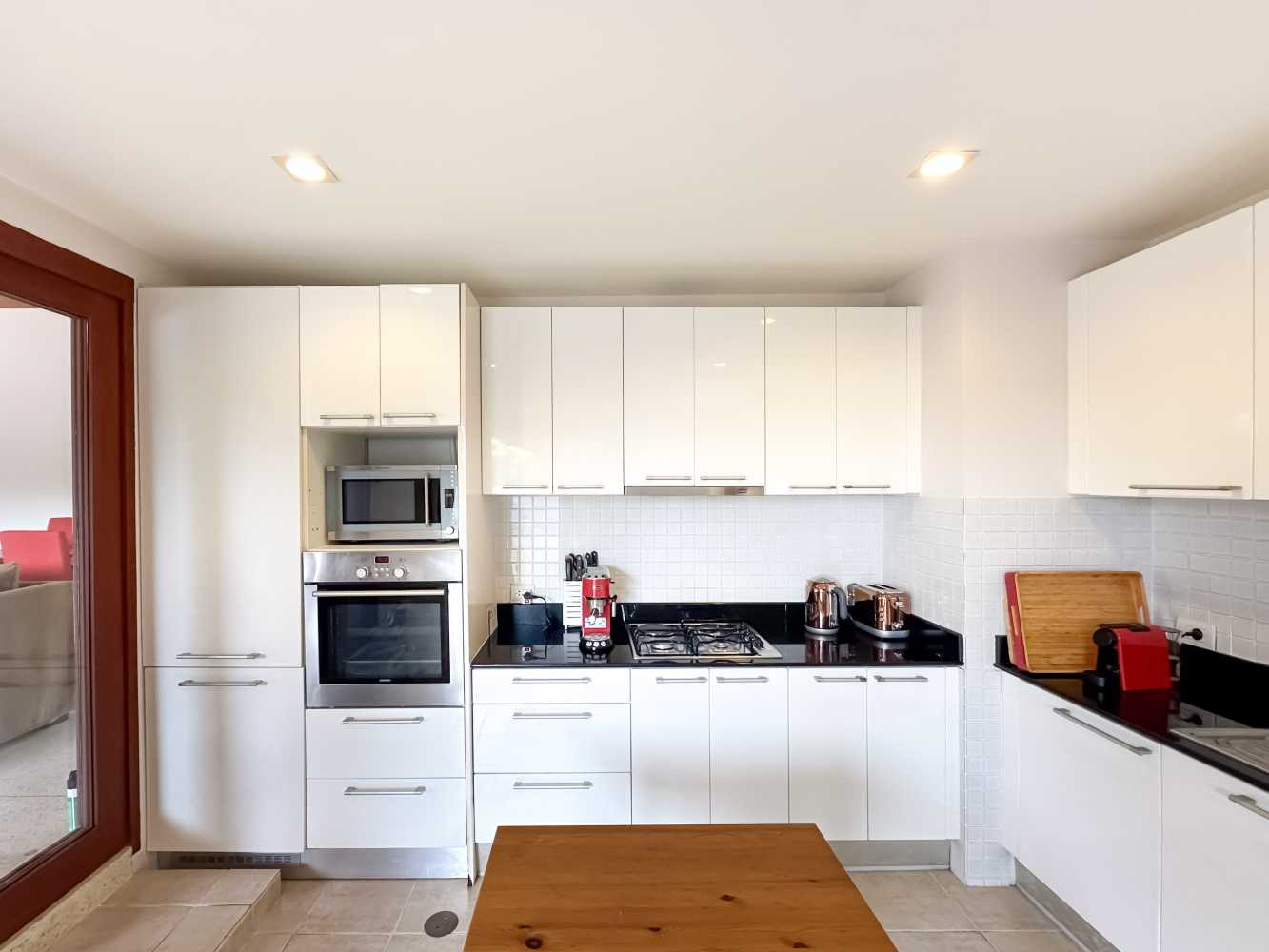 Property image - full photo 18