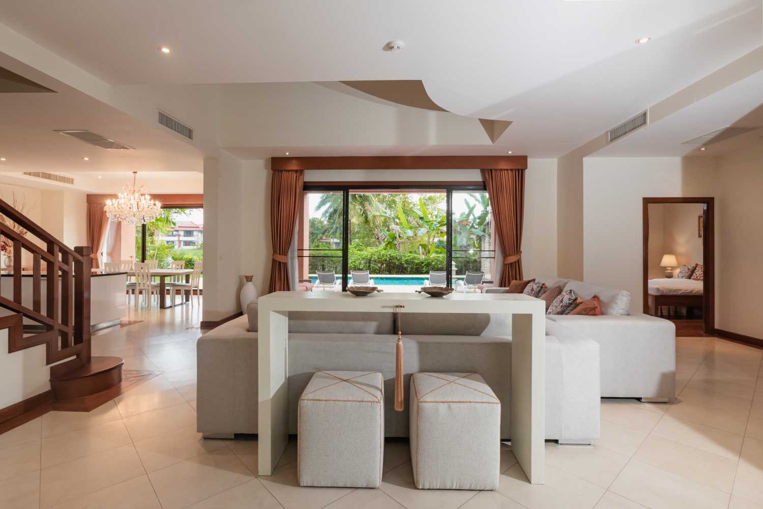 Property image - full photo 10