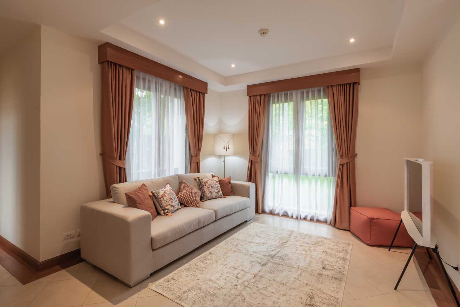 Property image - full photo 13