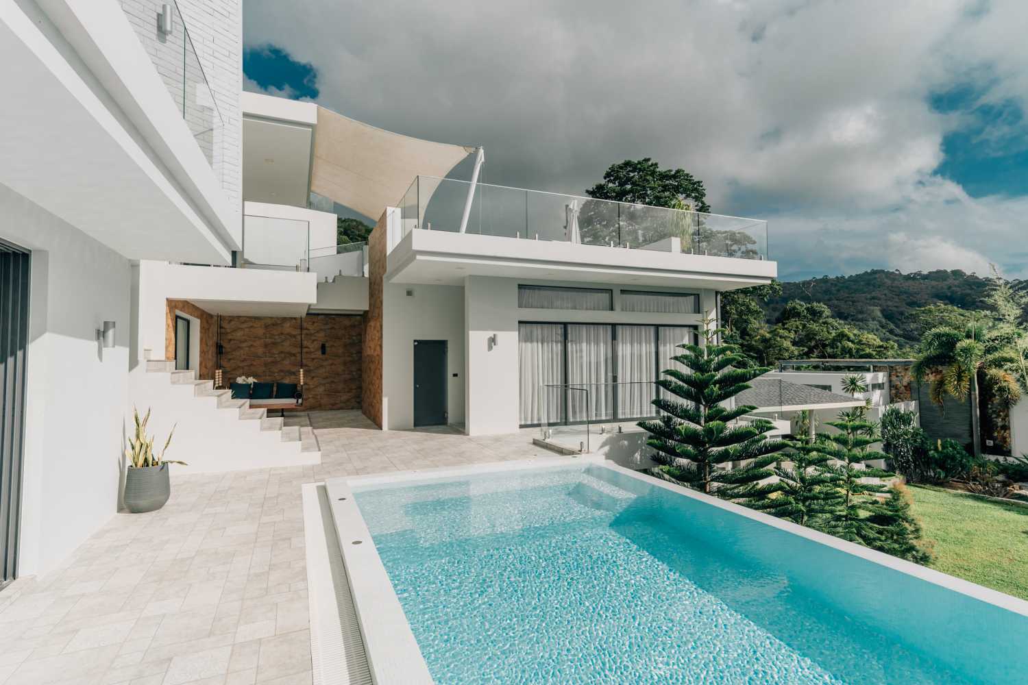 Property image - full photo 9