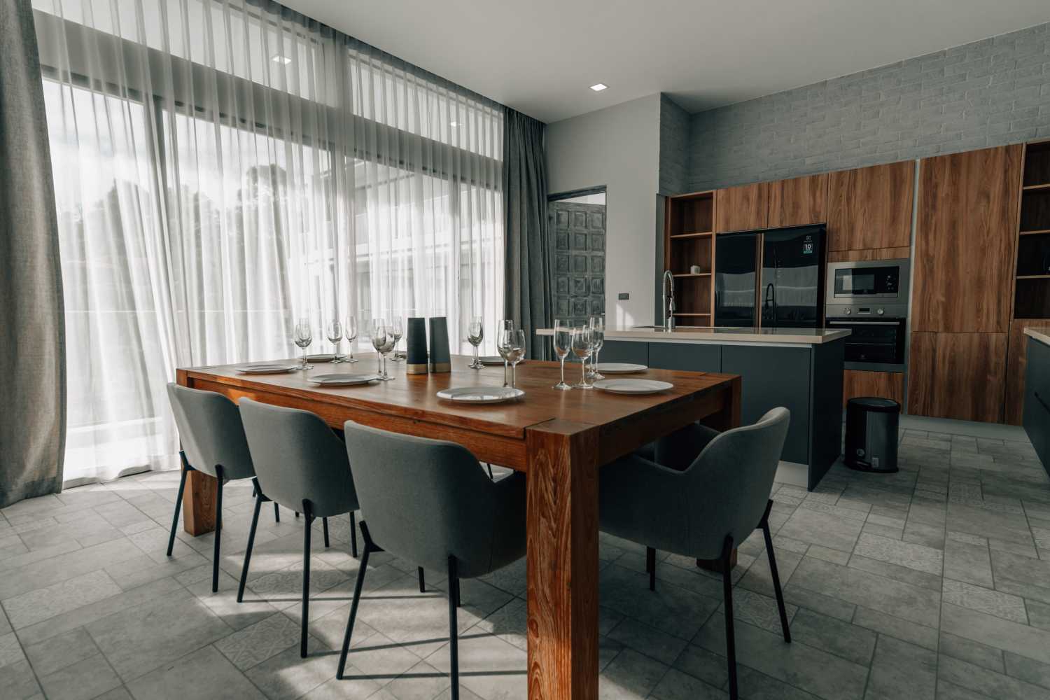 Property image - full photo 15