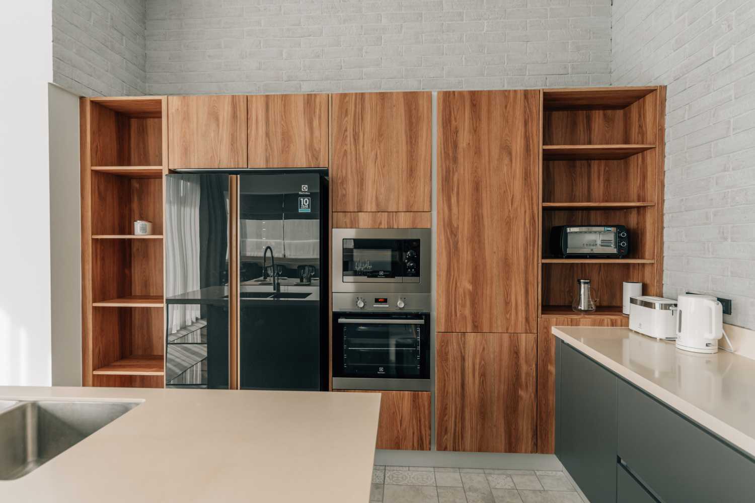 Property image - full photo 16