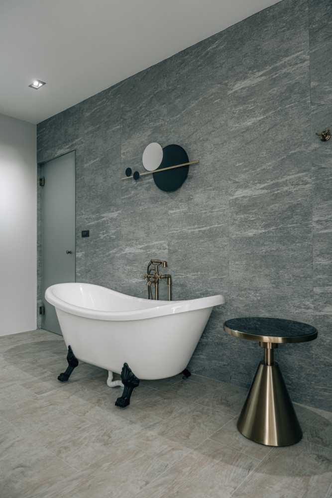 Property image - full photo 43