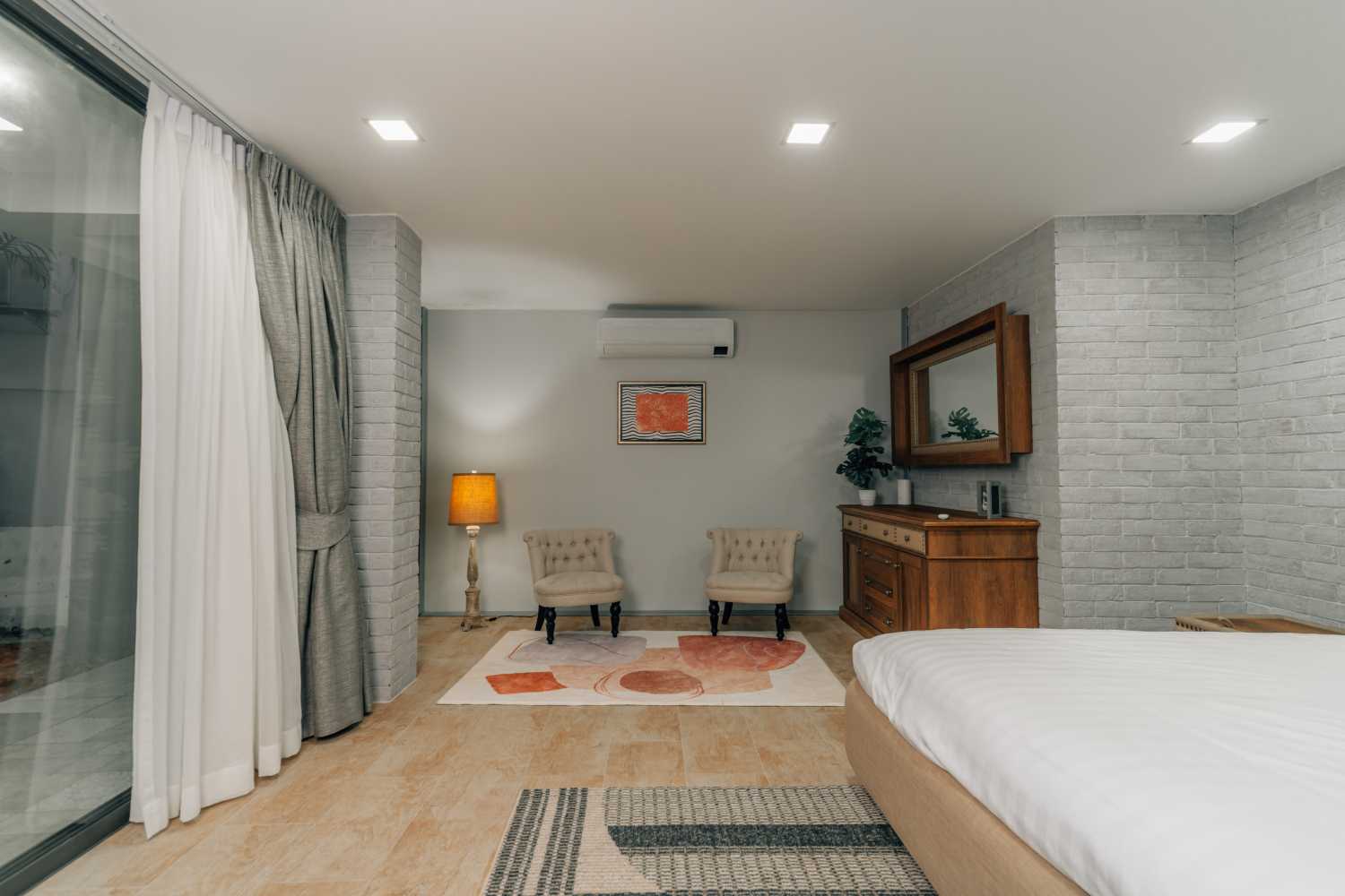 Property image - full photo 71