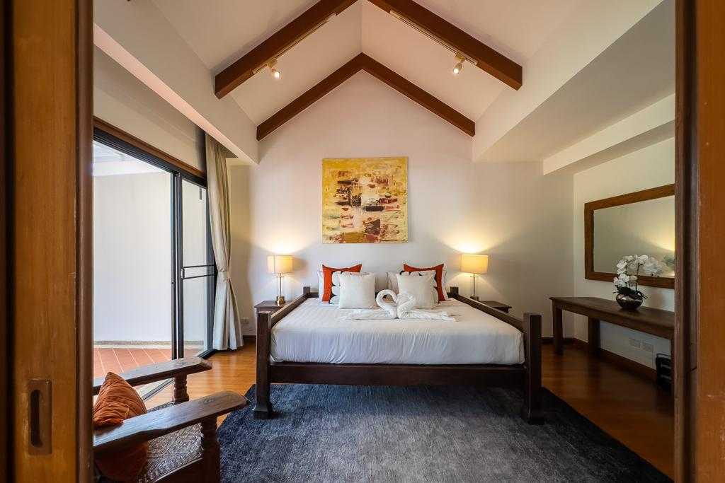 Property image - full photo 14