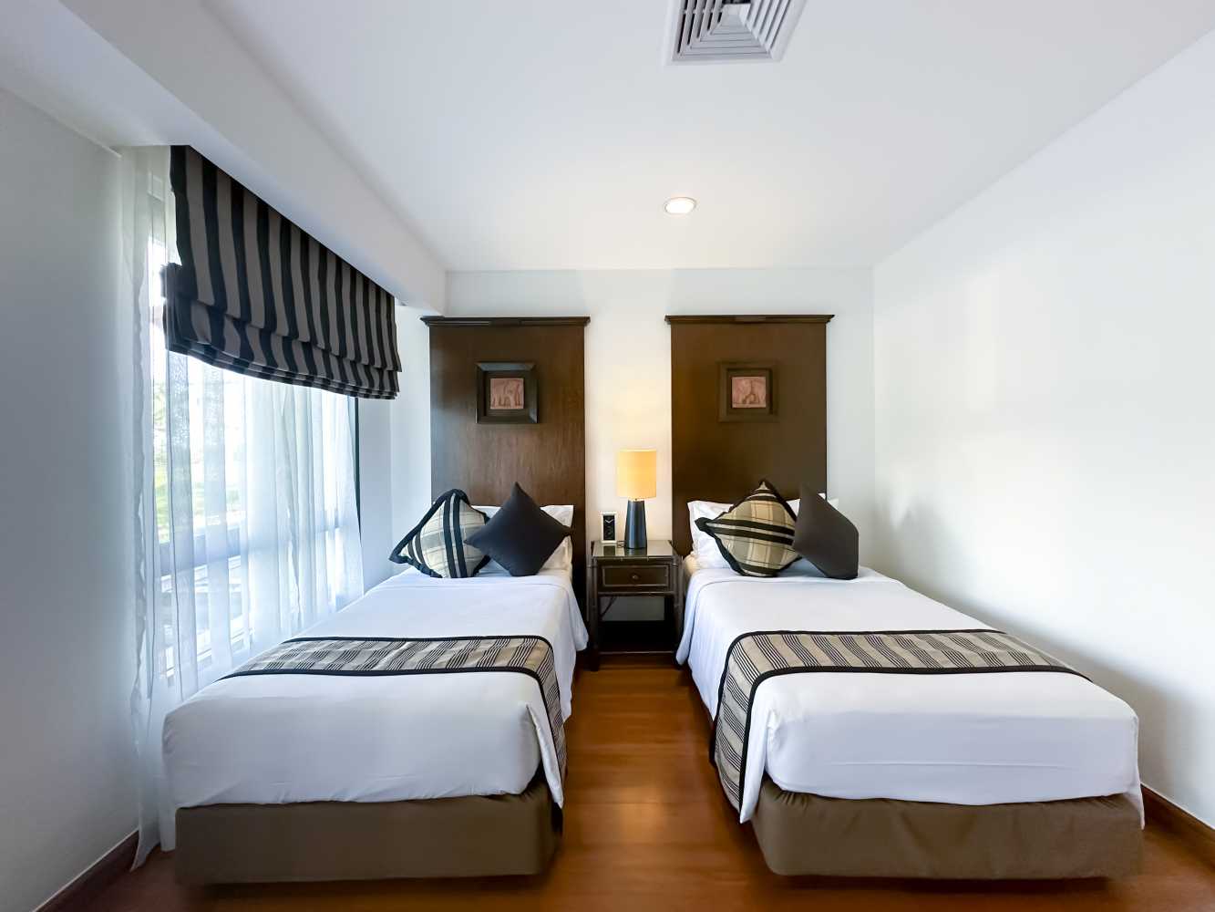 Property image - full photo 8