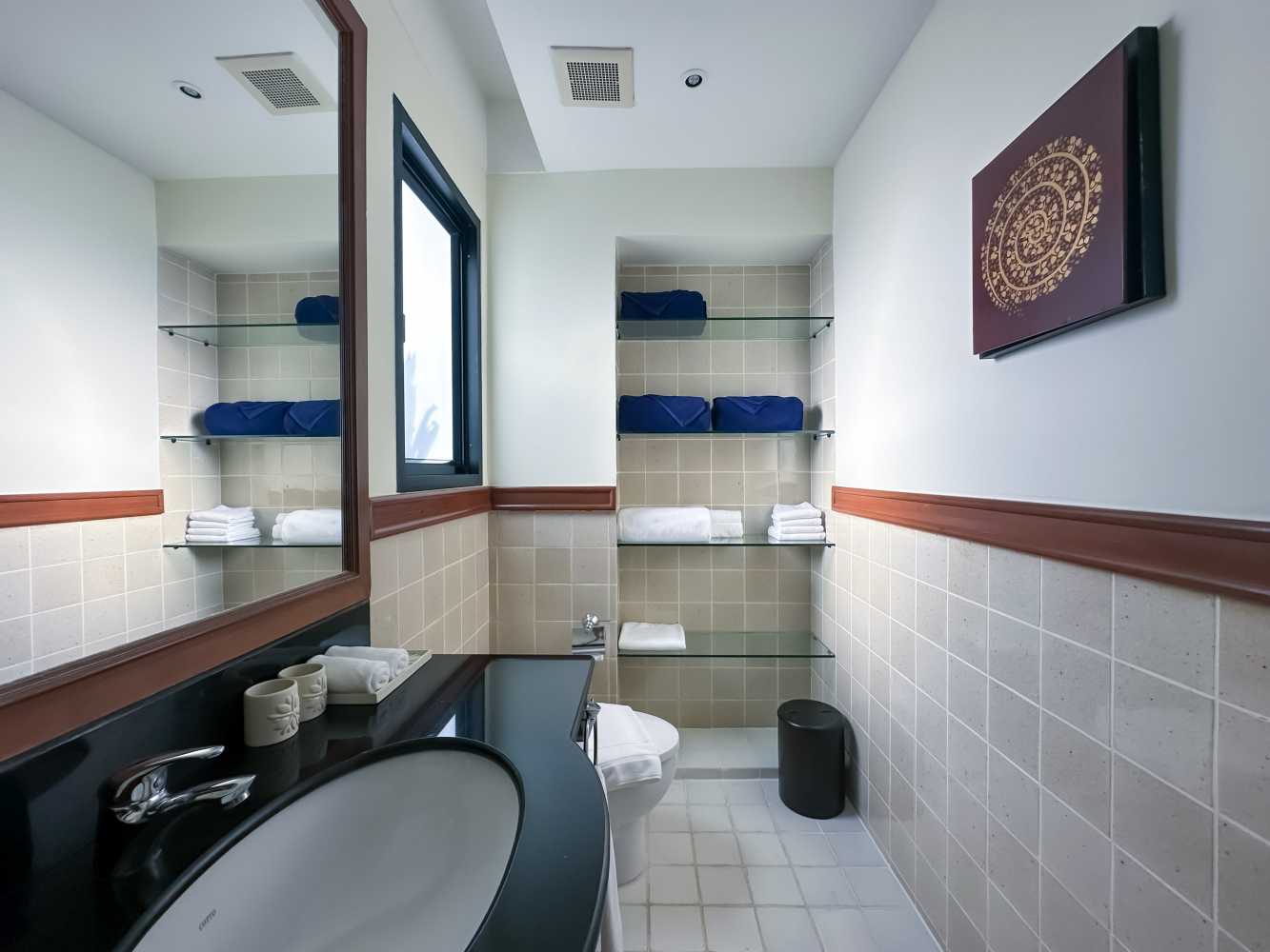 Property image - full photo 17