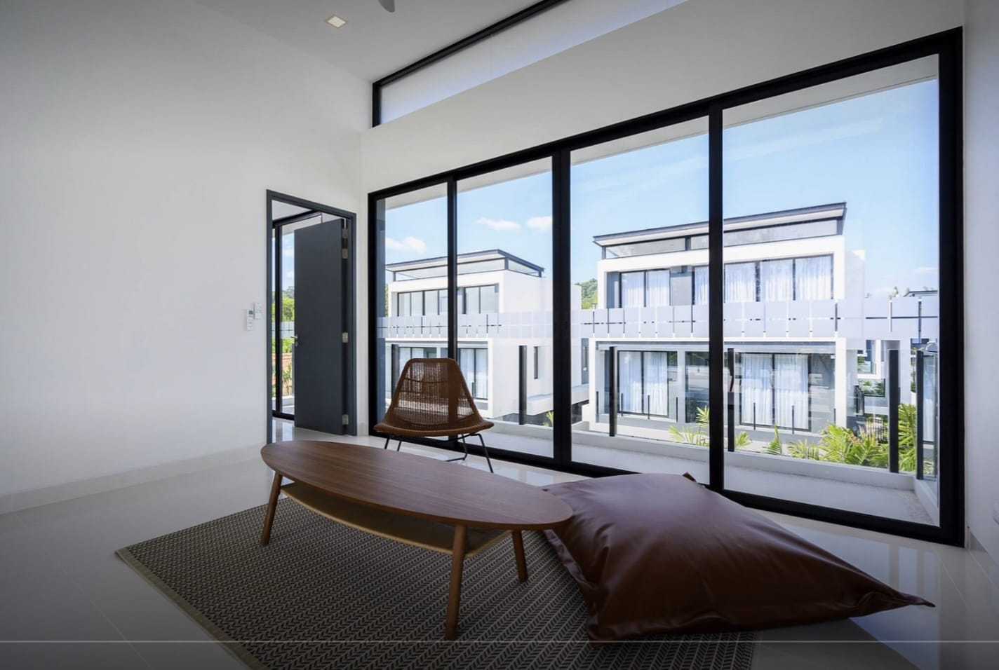 Property image - full photo 6