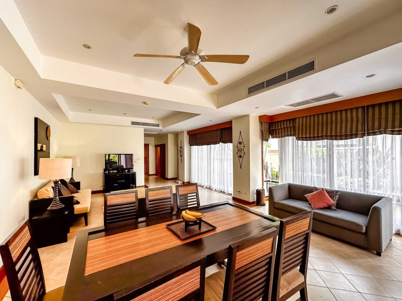 Property image - full photo 7