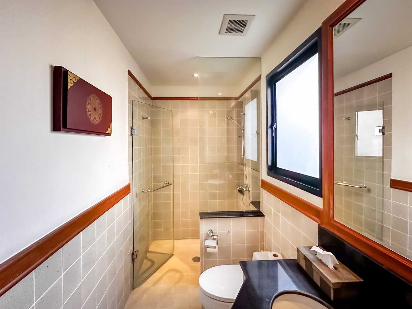Property image - full photo 12