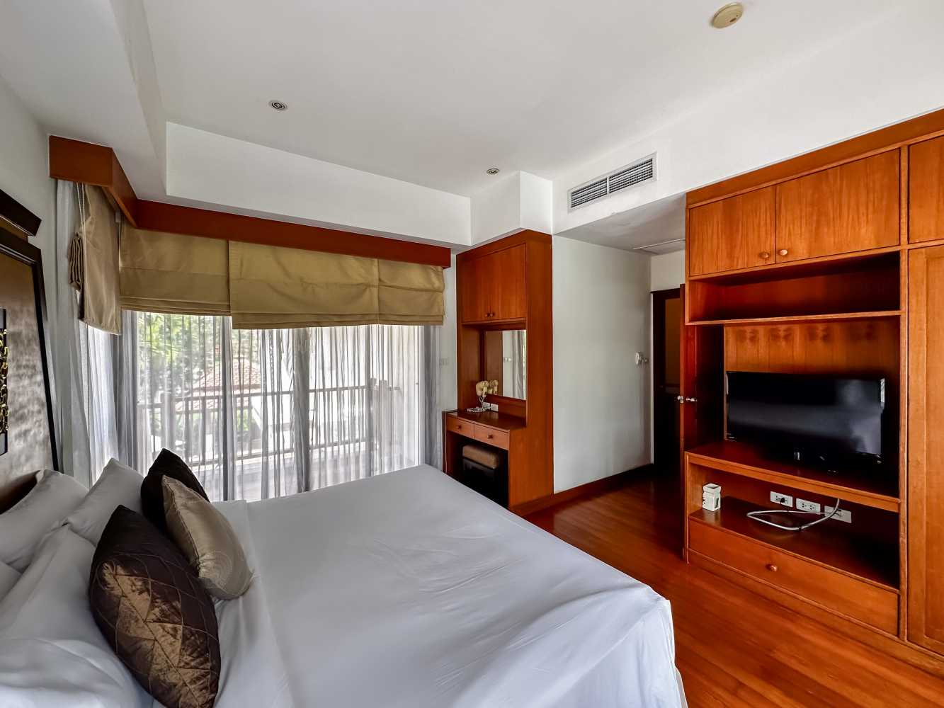Property image - full photo 19
