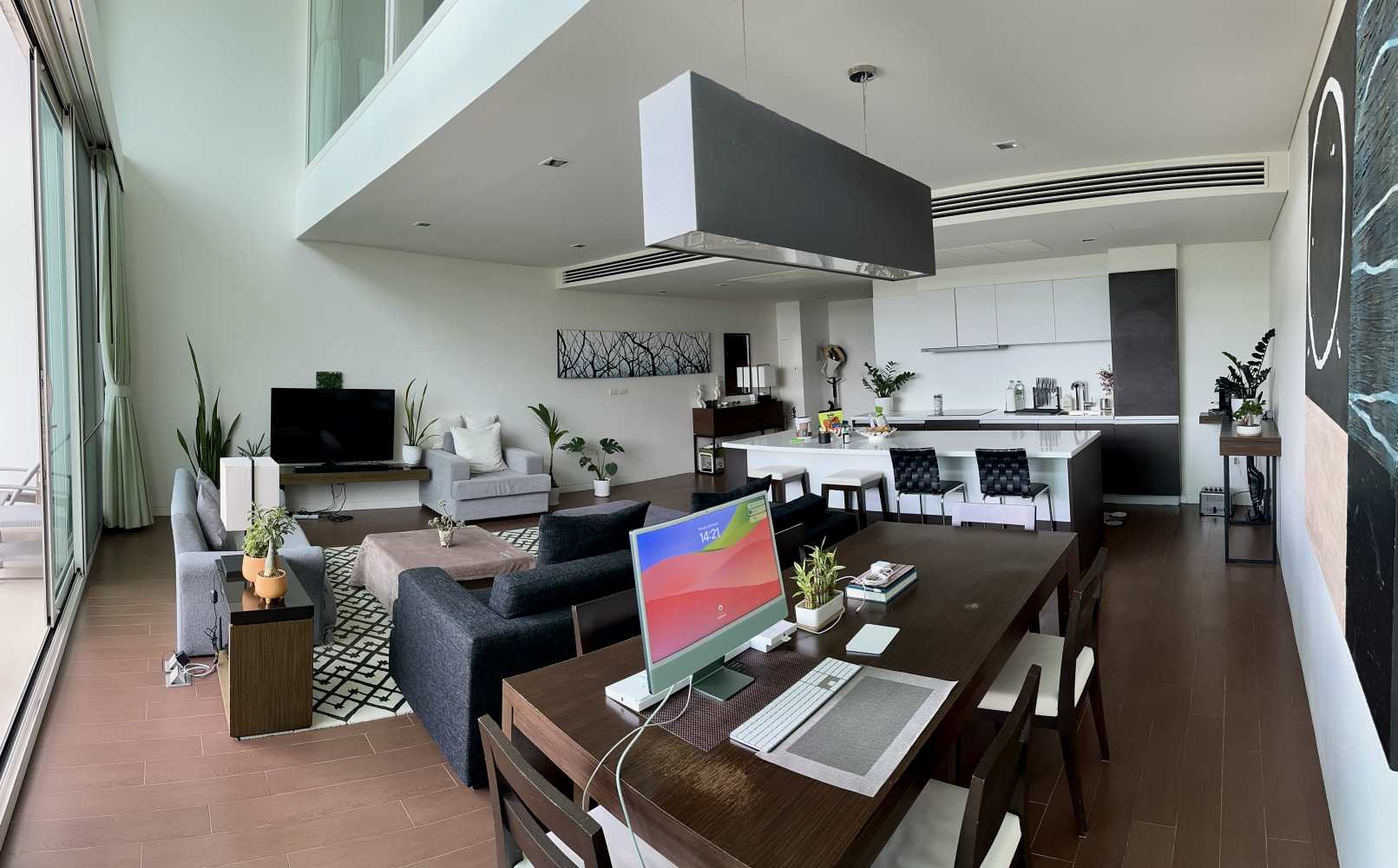Property image - full photo 3