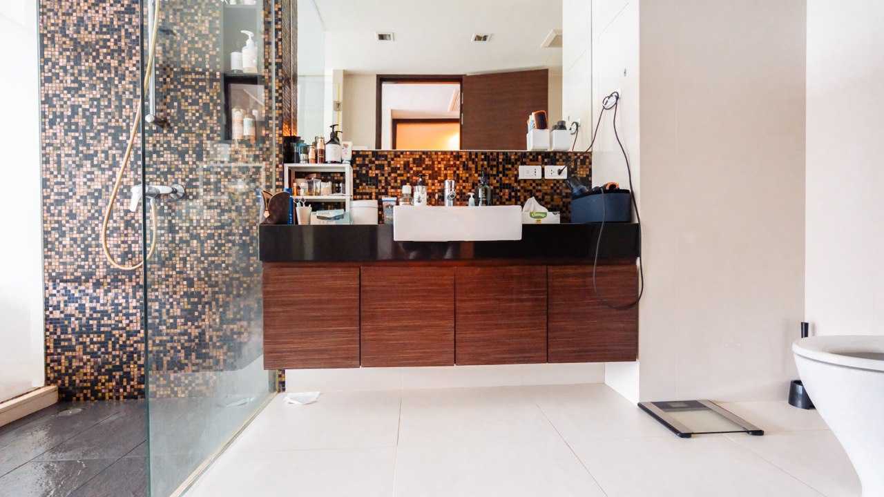 Property image - full photo 12