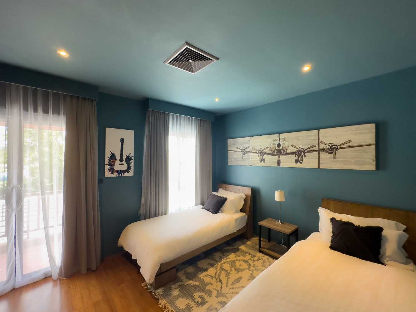 Property image - full photo 18