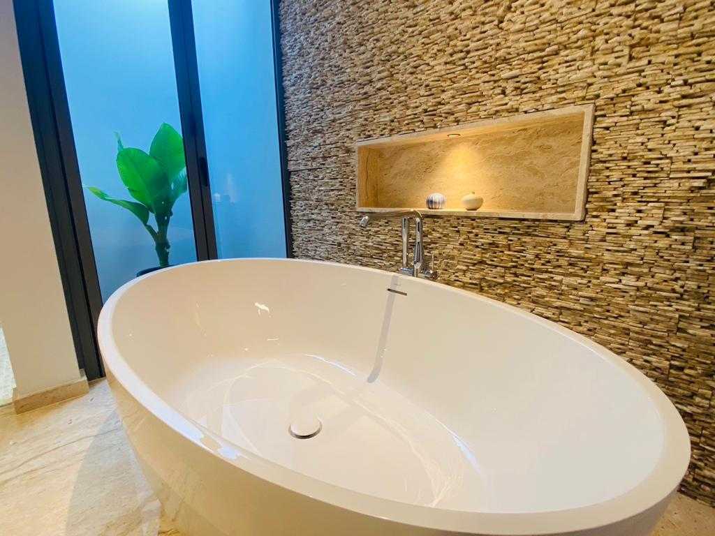 Property image - full photo 15