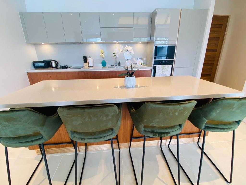 Property image - full photo 3