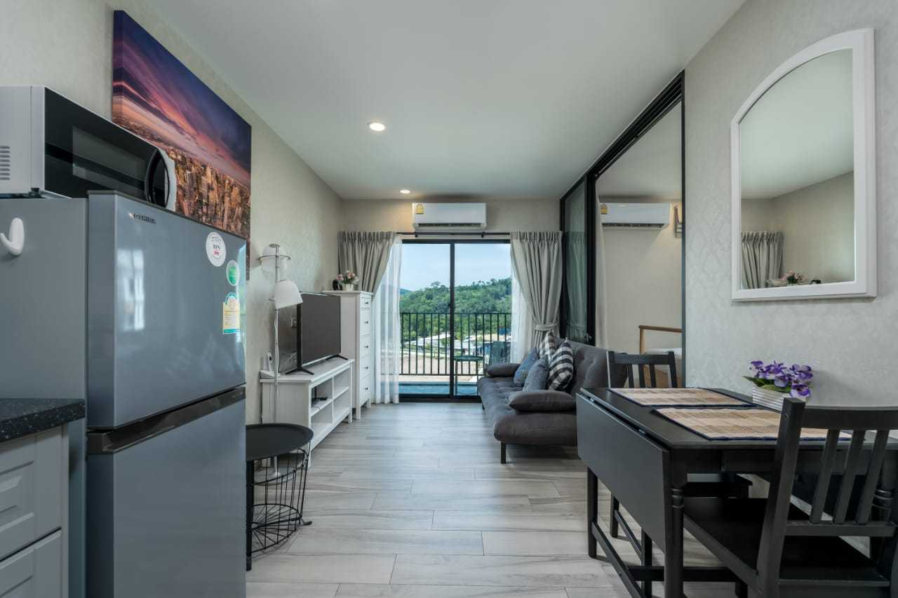 Property image - full photo 2
