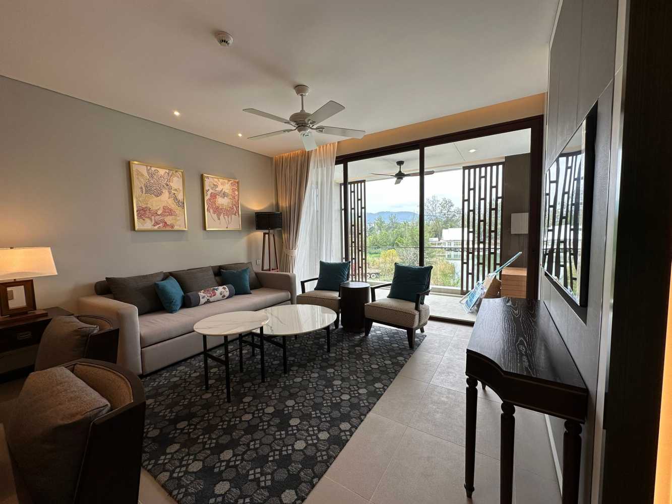 Property image - full photo 2