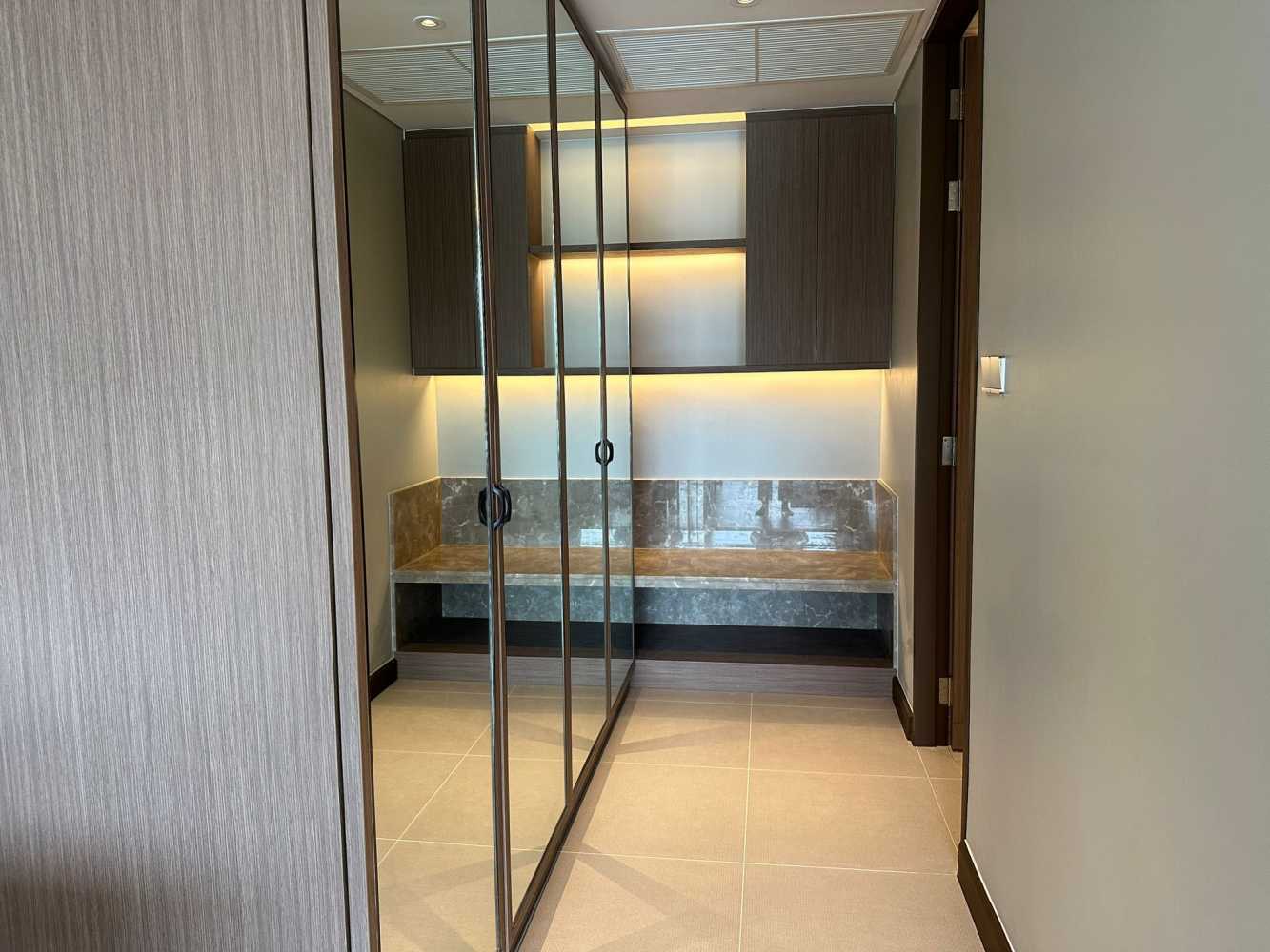 Property image - full photo 13