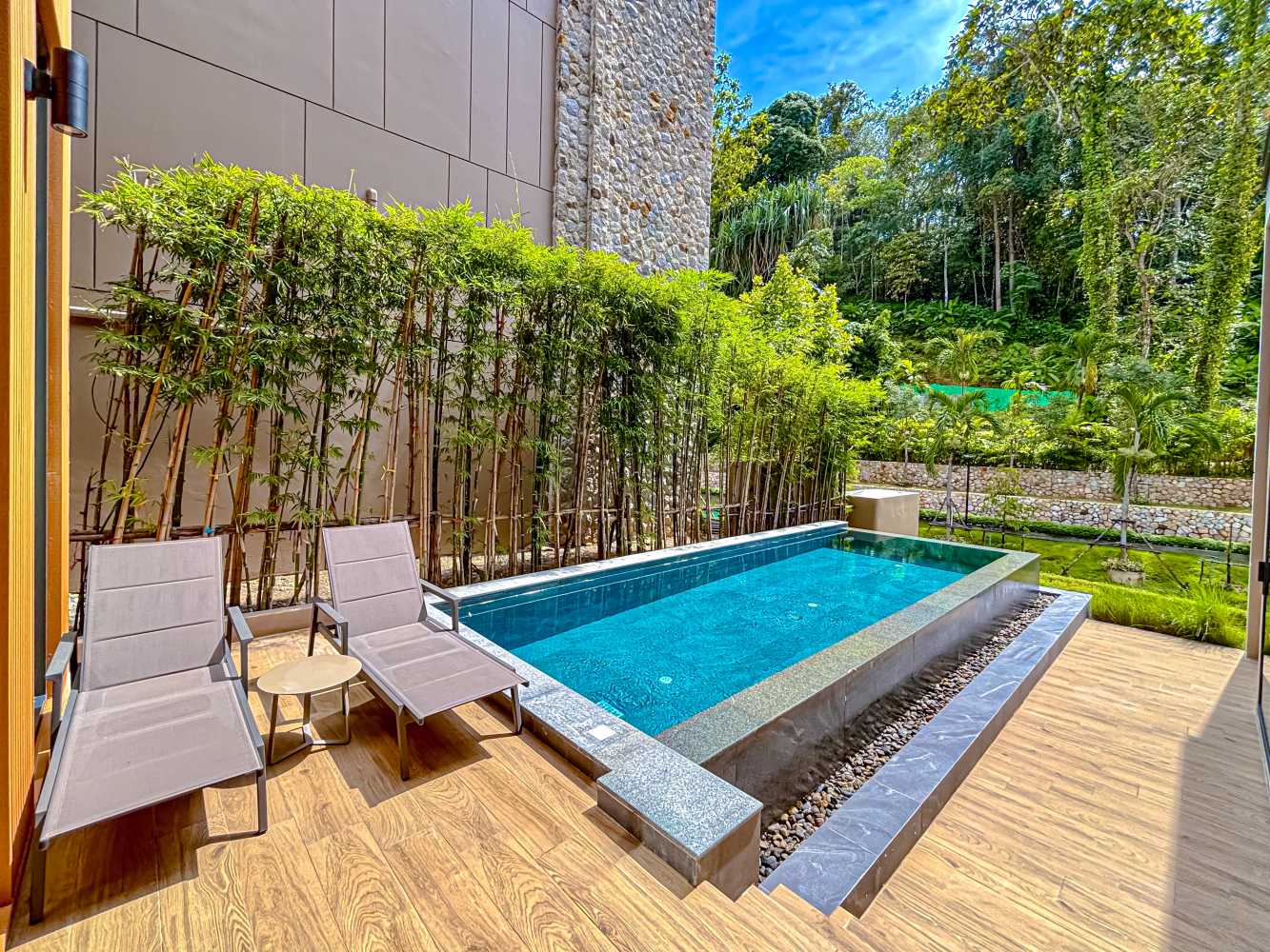 Property image - full photo 30