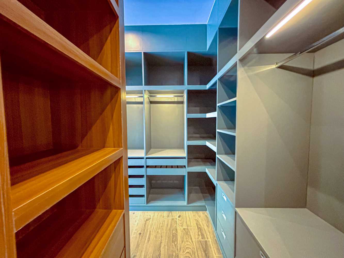 Property image - full photo 22