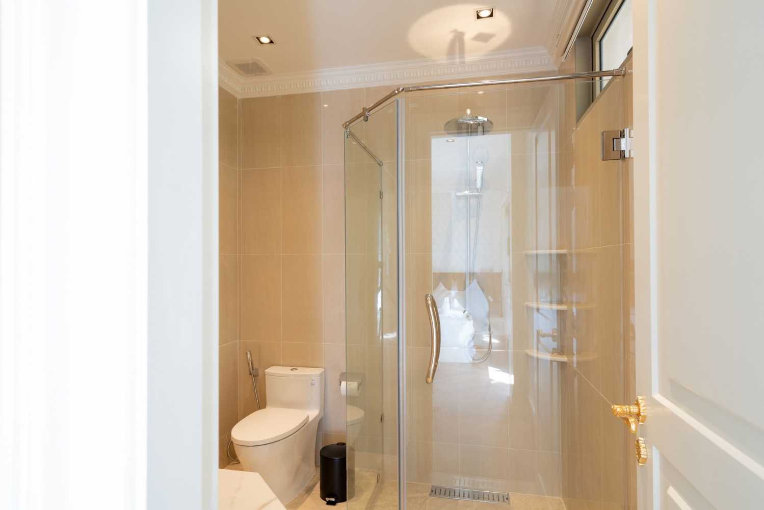 Property image - full photo 20
