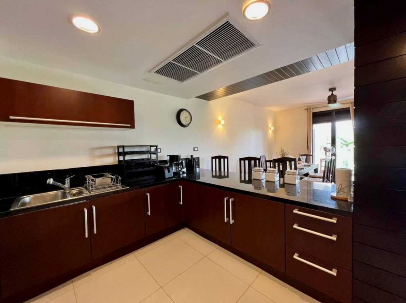 Property image - full photo 5