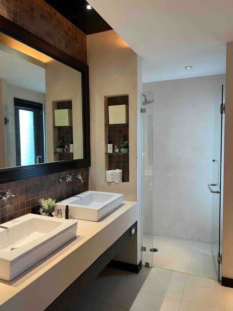 Property image - full photo 7