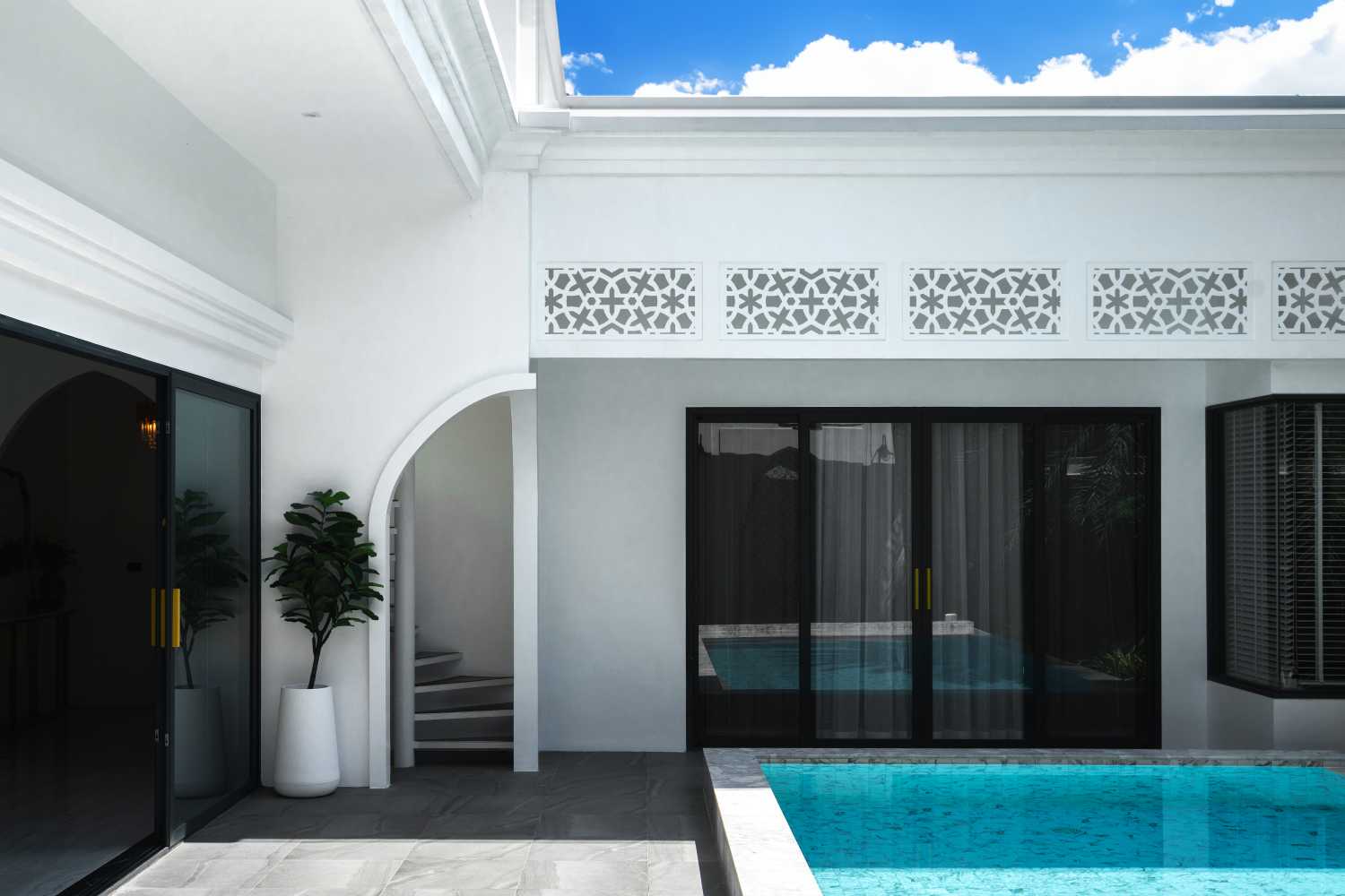Property image - full photo 12