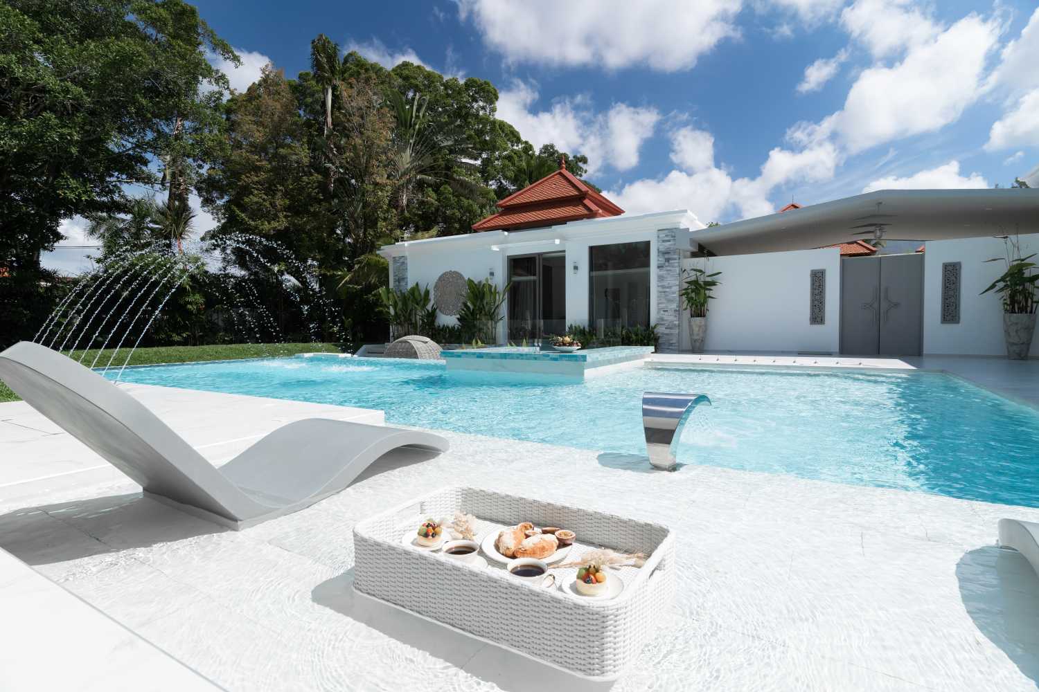 Property image - full photo 12