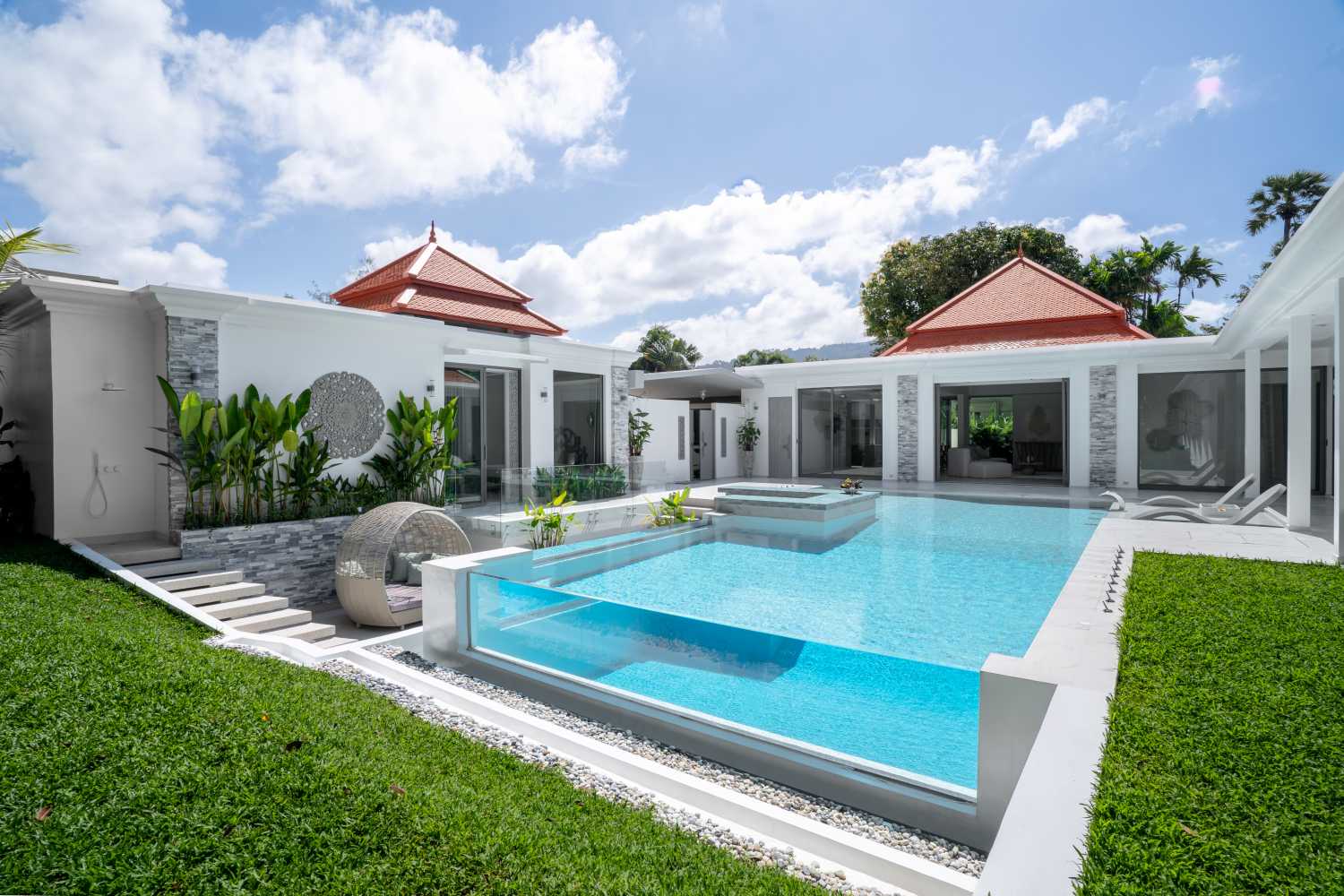 Property image - full photo 42