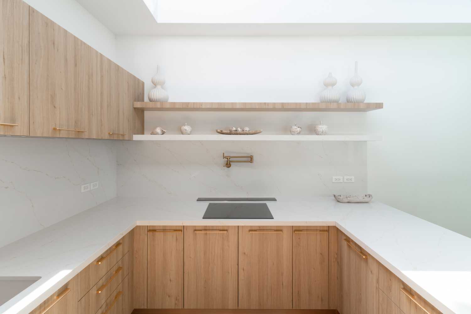 Property image - full photo 16